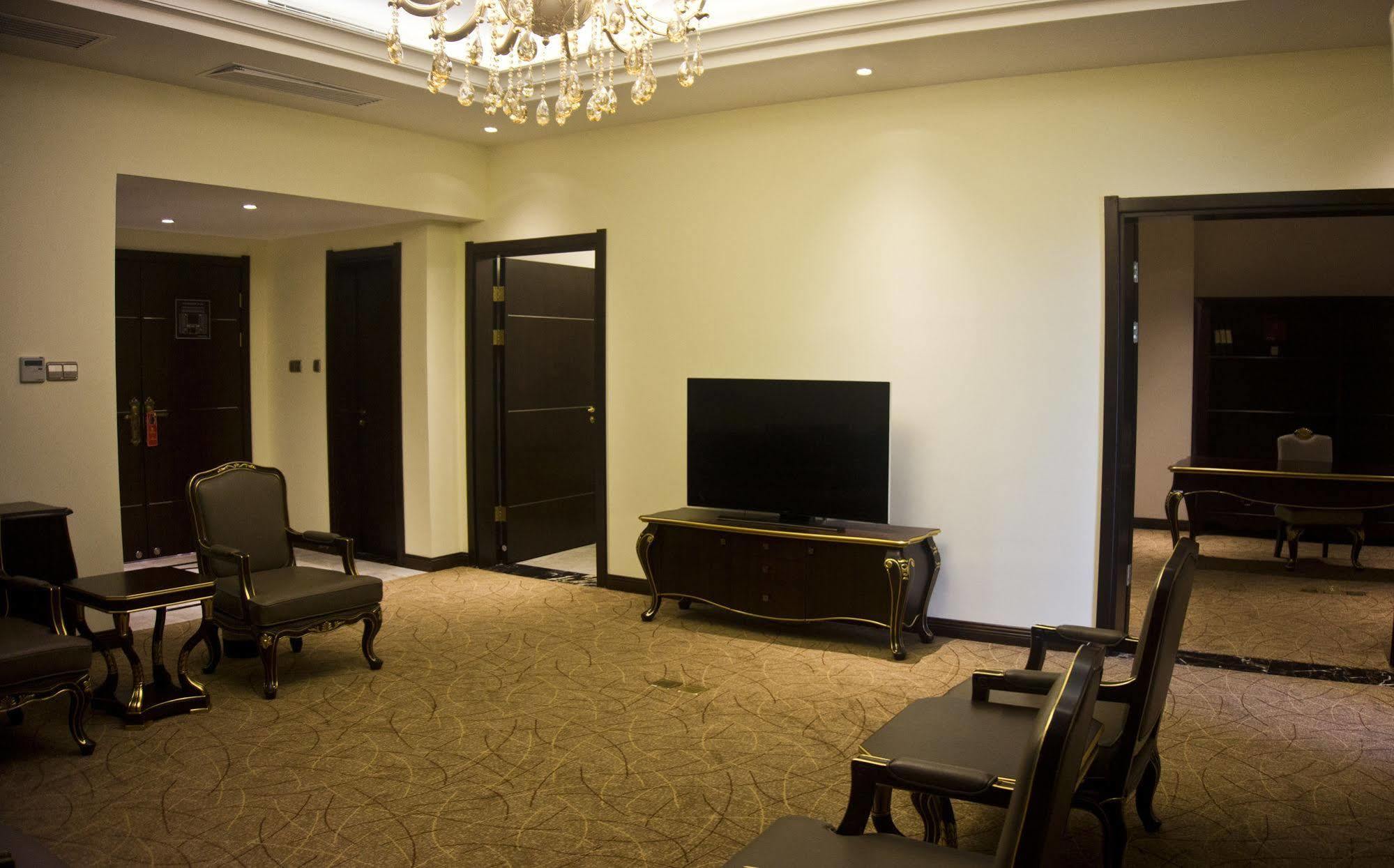 Tang Palace Hotel 아크라 외부 사진